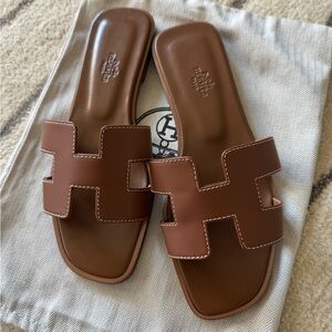 New - Iconic Slide Sandals